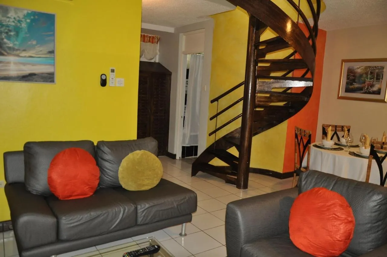 Beach Penthouse A25 Sandcastles Ocho Ríos